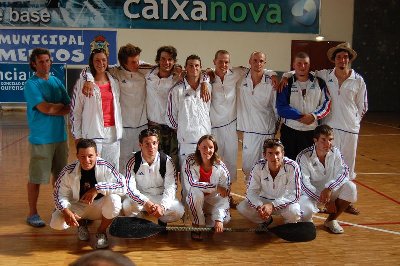 L'equipe lors de la ceremonie d'ouverture, hier...