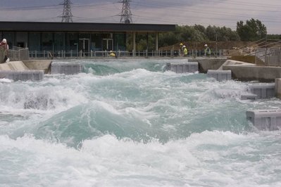 10-08-17broxbourne-water-flowing.jpg