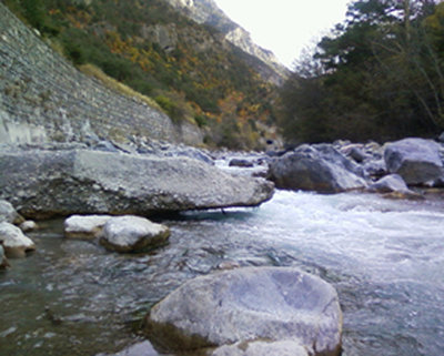 GUIL siphon 10-10 aval R.jpg