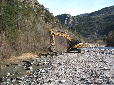 Guil retrait de 50m de glissière de route.jpg