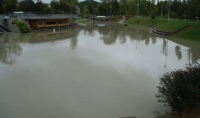 inondations-en-bearn-les-photos-et-les-videos-de-nos-lecteur_912342_490x290.jpg