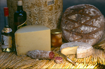 Fromage Cantal.jpg
