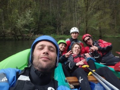 Un selfie, des petits yeux et des gens heureux, toute l'équipe de Najac quoi !.JPG