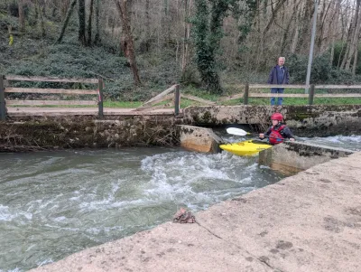 dernière digue avec une succession de petits seuils piegeux (surtout pour les debutants)