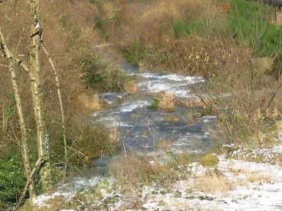 Départ du parcours que nous avons réalisés. Entre 1,5 et 2 km aprés Albine prendre la route de terre qui descend sur la droite. 