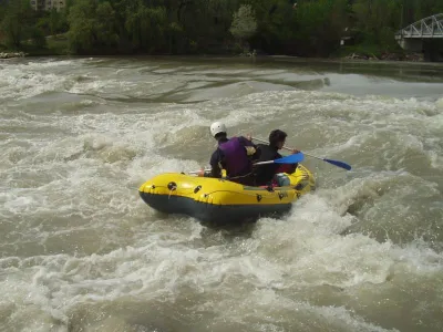 ptit surf en bateau de plage
