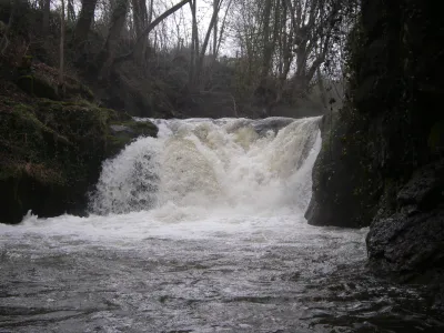 chute de lachaux à prendre extrême droite en giclée 