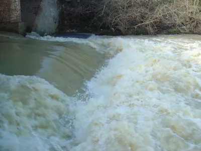 Le rouleau sous le pont de Tournefeuille, attention ça peux scotcher en peu par bas niveau et la dernière fois il y avait une branche sous l'eau dans le rouleau