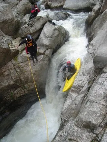 Dernier seuil du passage avant la chute.
Ce dernier pouvant rappeler.