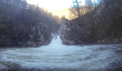 La cascade de Vieyres vue de l'aval
