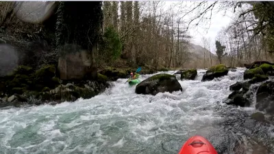 Rapide de départ sous le pont