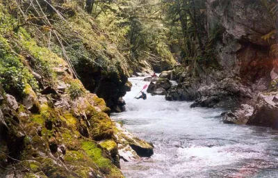 L'entrée des gorges : niveau 50cm à l'échelle, 108 cm sur Soueix HPG.Ca enchaine ...