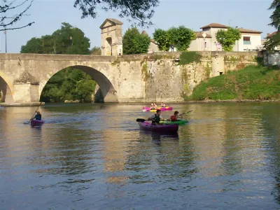 L'arrivée à ST MARTORY...débarquement avant le pont RD ou RG...ATTENTION aux "têtes en l'air"...derrière c'est le barrage!