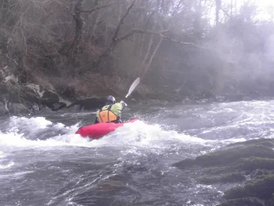 un petit spot au debut de la rivière(bien avant le moulin bruler

