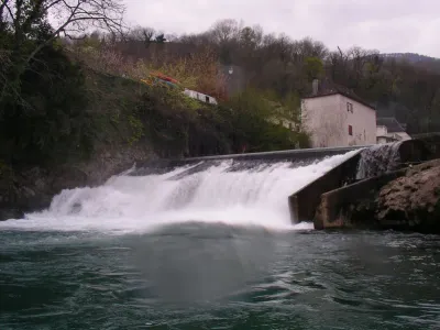 Le barrage de Licq, vu d'un peu plus loin...