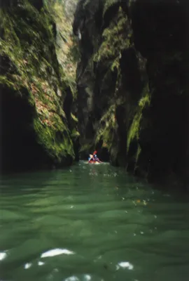 Dans le canyon au niveau du Pas du Frou (photo:Alex Méaux)