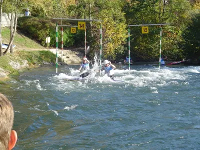 le milieu du parcours en 4Cat Team lors des chpts de france des clubs 2005 (photo Laura)