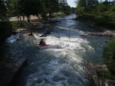la 2eme vague avec un niveau d'eau moyen !
( mai 2007 )