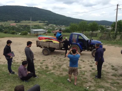 Notre 4x4 tracteur avec remorque pour descendre dans le Canyon de la Khrami  !!! 
