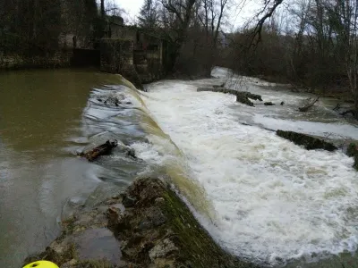 le vilain barrage à porter