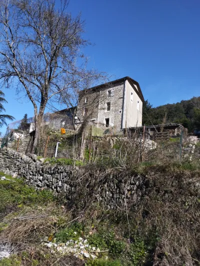 Maison : débarquement avant passerelle infran