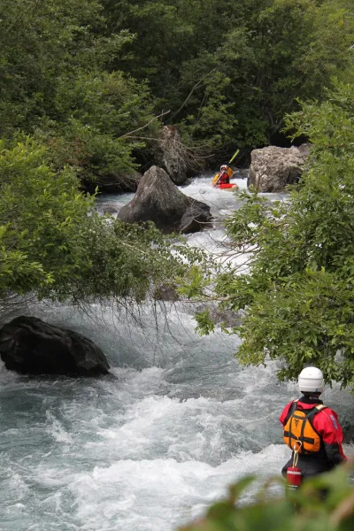 L'approche du premier chaos (stop rive gauche pour le portage)