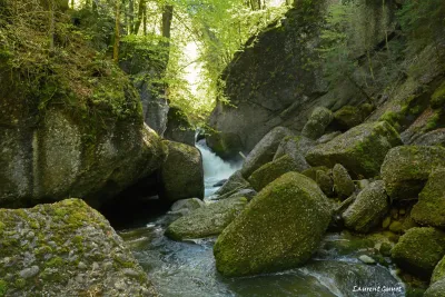 La chute infran vue de l'aval