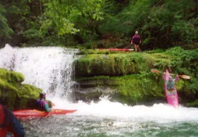 Le premier infran
Portage RG
Réembarquement en sautant du caillou !
Peut se passer par gros niveau (mais bien regarder)