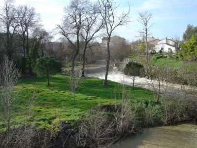 Barrage infran de Muret en crue.