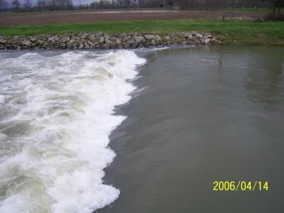 Voici la vague en avril 2006