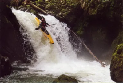Le Mikado avec un petit niveau d'eau, descente automne 1999.