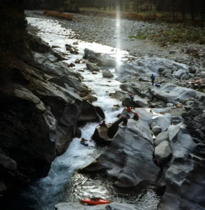Le rapide de "la Vergogna" par très basses eaux qui marque l'entrée des gorges