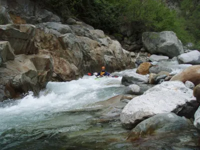 Avec un petit niveau d'eau, slalom entre les pinfles et les seuils.