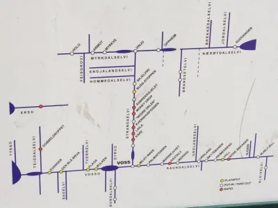 Tableau indicatif sur les rivières autour de Voss
