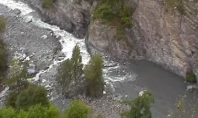 La cage aux lions apres la coulée de boue