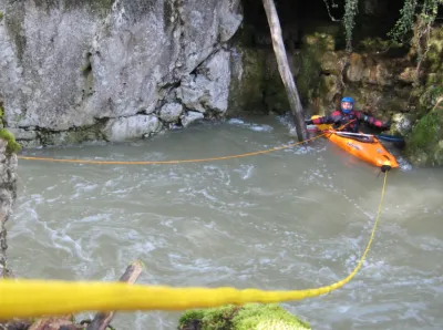 Piégé dans les gorges des Tines... (10m3/s)