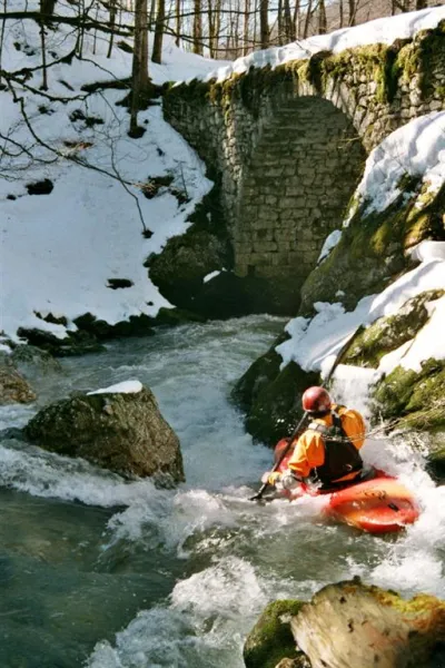 Debut du printemps au Pont de Rouffy. Photo M.T Dönni.