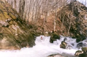 Petit seuil sous le pont de Rouffy
