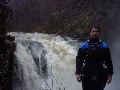 Benjamin devant le saut de la Virolle